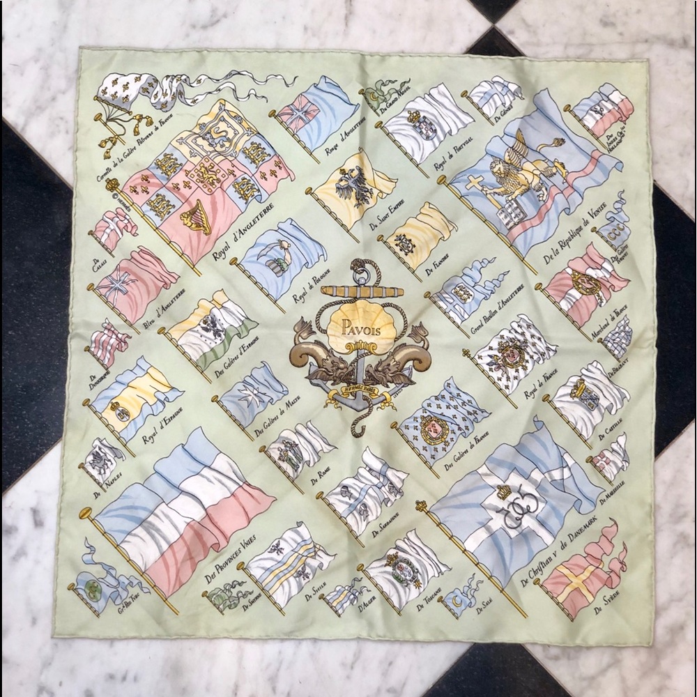 Hermès Scarf